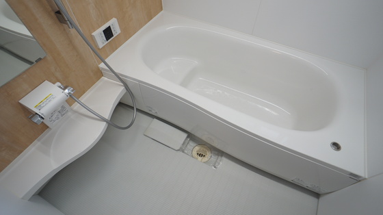 バス・シャワールーム　バス