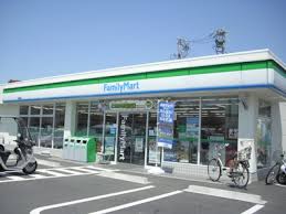 コンビニ　ファミリーマート大野城仲畑三丁目店（コンビニ）まで318m