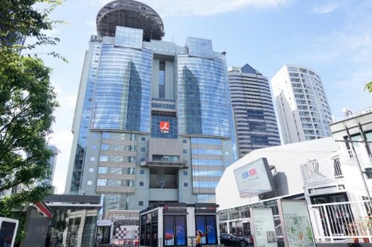 ショッピングセンター　赤坂サカス（ショッピングセンター）まで328m