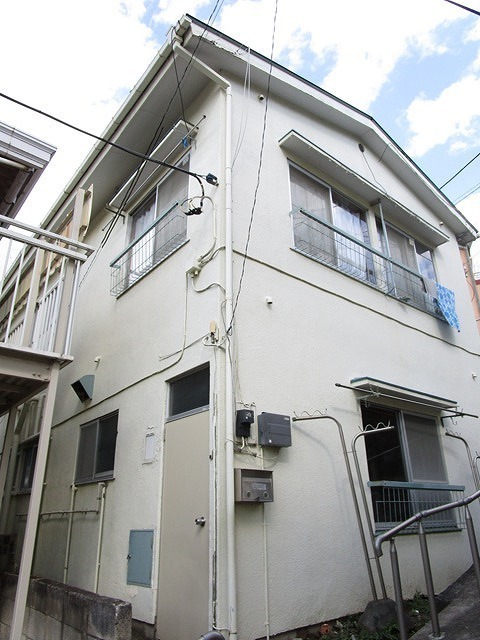 建物外観　お電話でお問い合わせを頂くとスムーズです♪