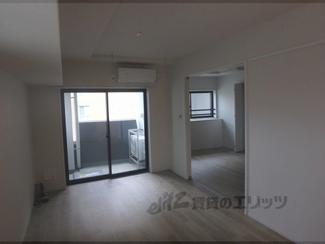 居室・リビング　リビング