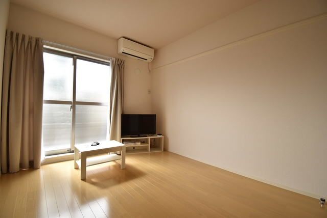 居室・リビング　★お問い合わせはタウンハウジング町田店まで★