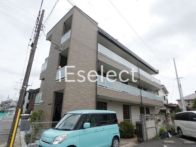 建物外観　本千葉駅徒歩11分！公園前の緑豊かな住環境です