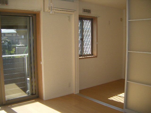 居室・リビング　日当たり良好！