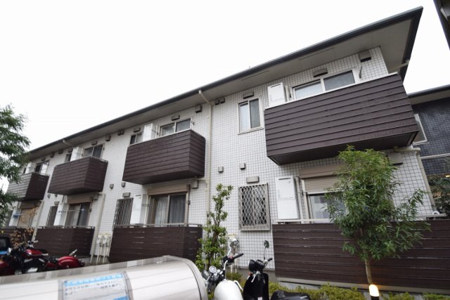 建物外観　閑静な住宅街