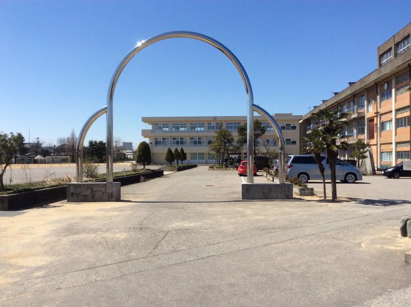 小学校　新庄小学校（小学校）まで763m