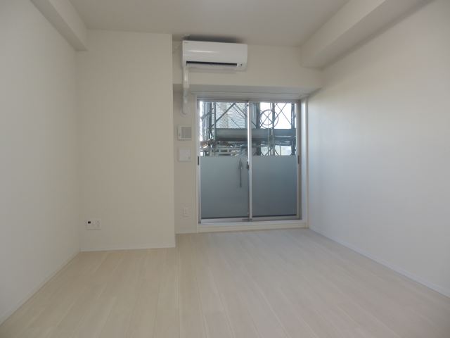 居室・リビング　９帖のゆったり空間。