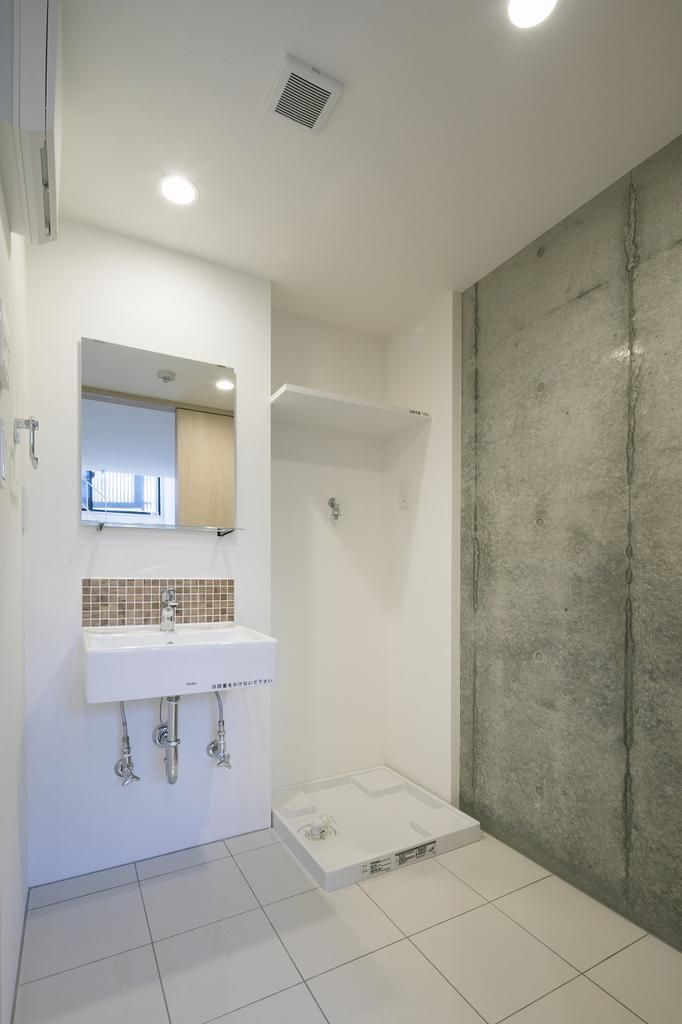 洗面設備　忙しい朝には欠かせない洗面所です