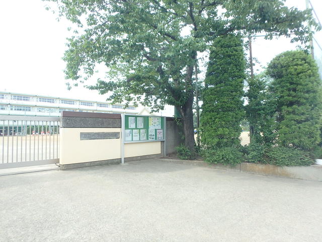 中学校　戸田市立笹目中学校（中学校）まで450m