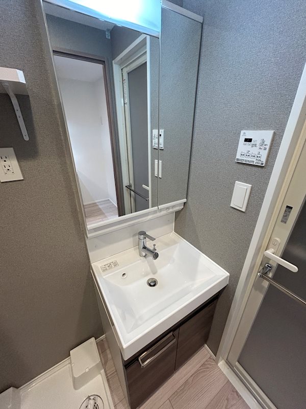 洗面設備　※参考写真