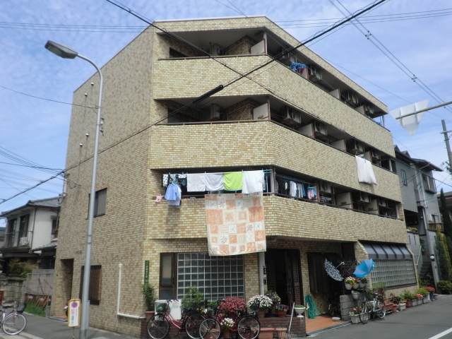 建物外観　日当たり良いマンションです