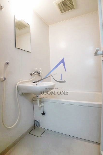 バス・シャワールーム　お風呂です。