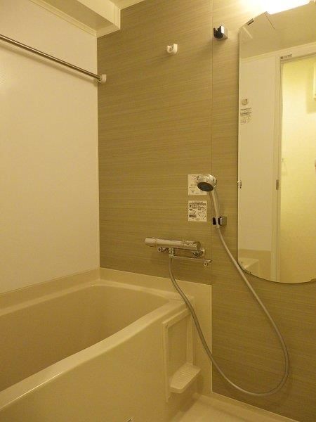 バス・シャワールーム　別部屋参考写真