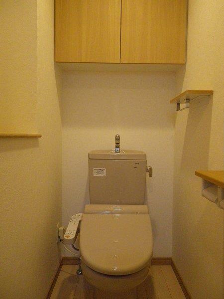 トイレ　別部屋参考写真