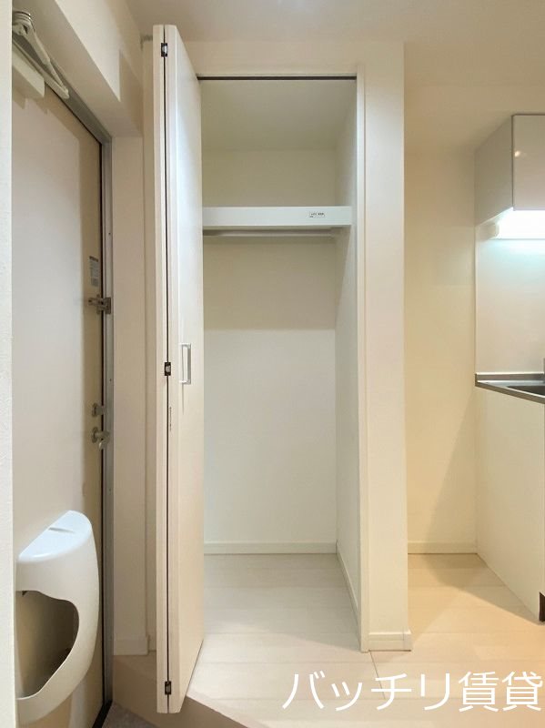 収納　別号室タイプの為、現状を優先致します。