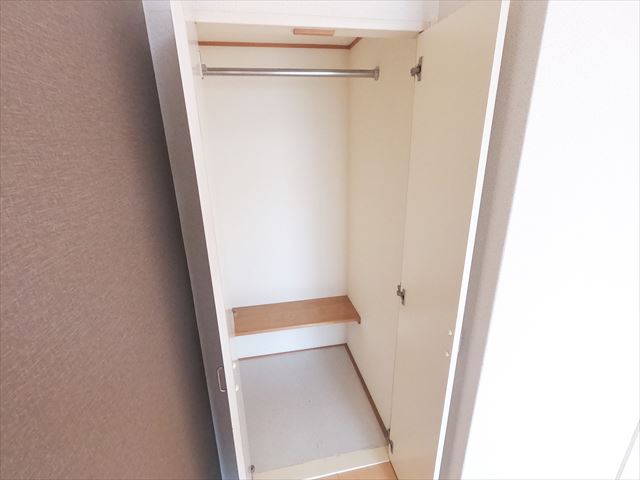 収納　クローゼット