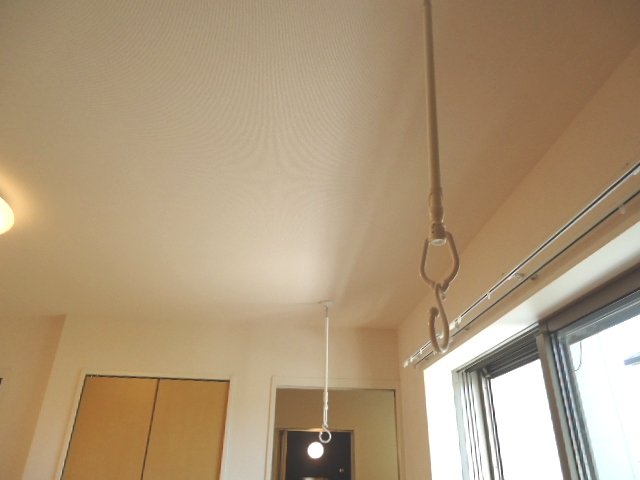 その他設備　室内物干し