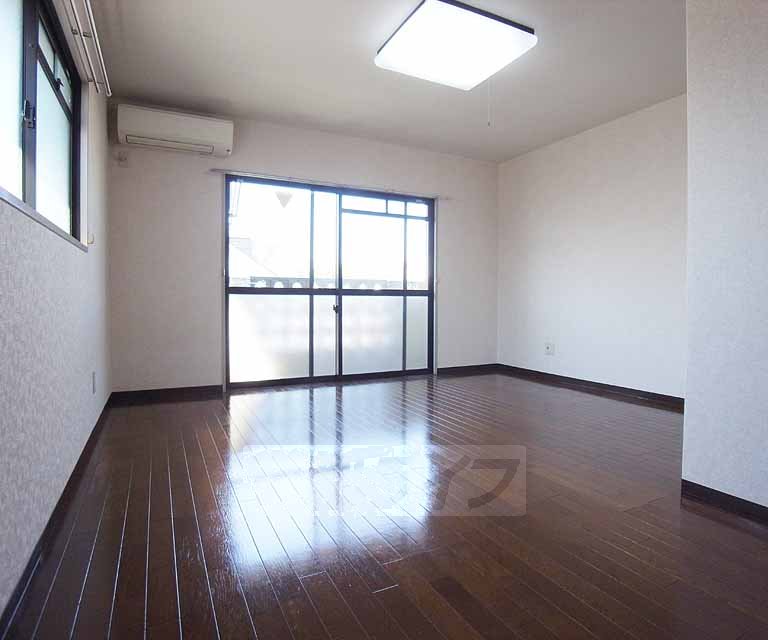 居室・リビング　とにかく広い！