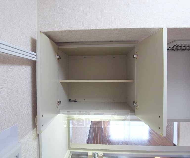 収納　上にも収納していただけます