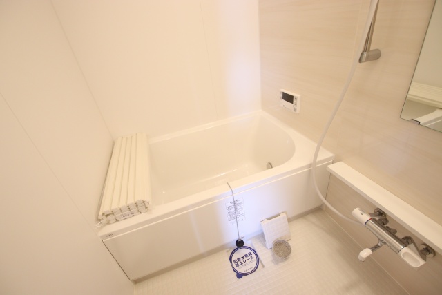 バス・シャワールーム　※別室の参考写真の為、現況優先です。