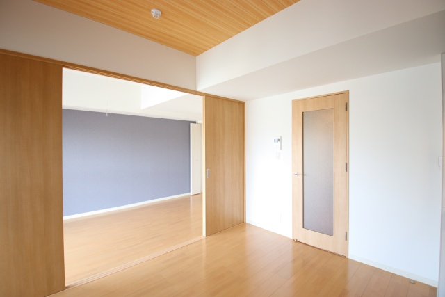 居室・リビング　※別室の参考写真の為、現況優先です。