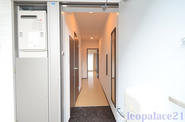 玄関　建築中の為、同タイプイメージ図です。