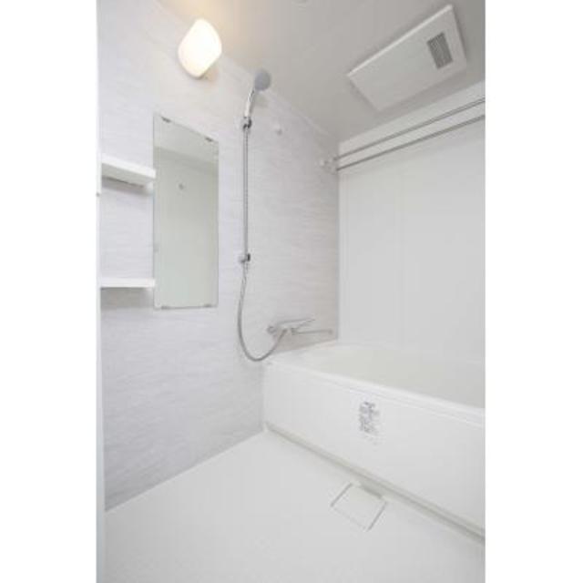 バス・シャワールーム　※写真は同タイプ住戸です。