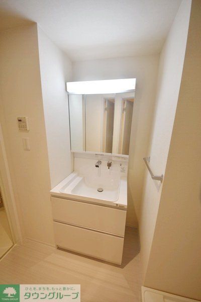 洗面設備　収納