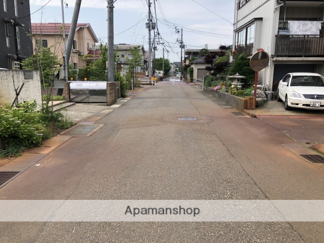 その他　前面道路（その他）まで0m