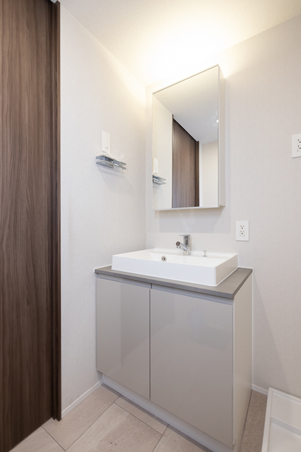 洗面設備　※写真は同タイプ住戸です。