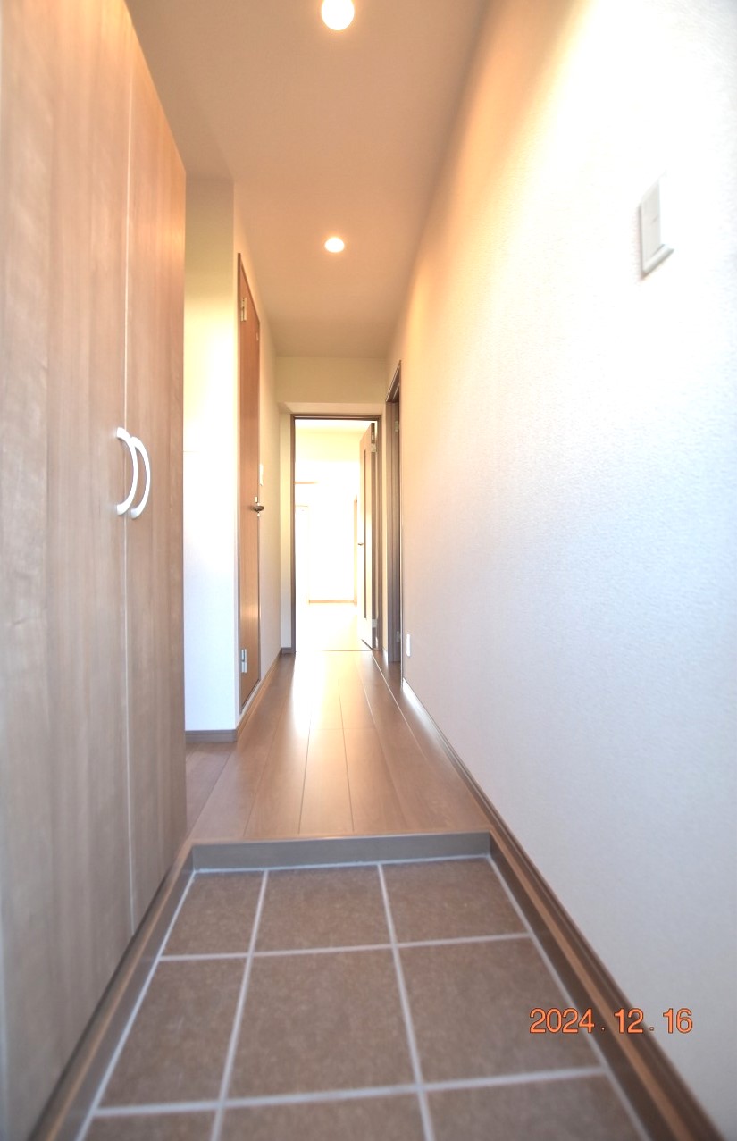 玄関　オートロック付新築物件★仲介手数料10％割引（個人のみ）★