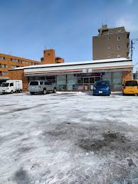 コンビニ　セブンイレブン 札幌豊平6丁目店（コンビニ）まで473m