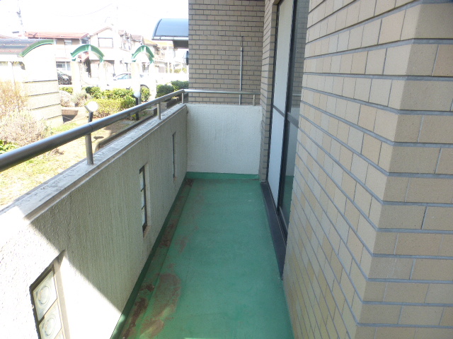 バルコニー　東南向　陽当たり良好のバルコニー