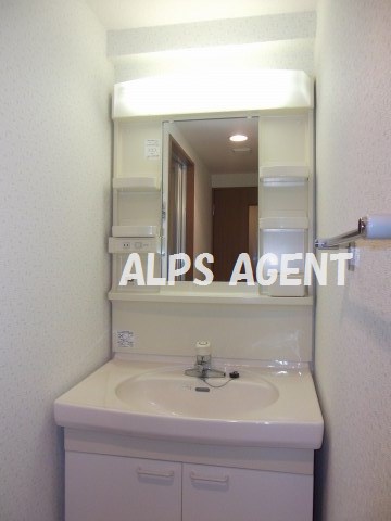 洗面設備　同一仕様