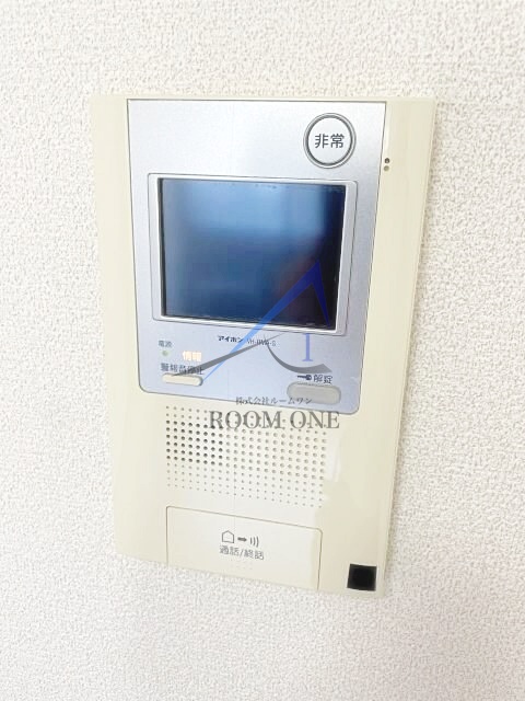 セキュリティ　モニター付きインターホンです。
