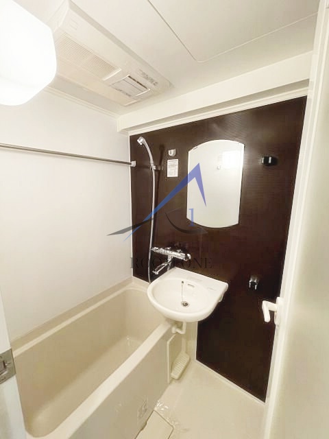 バス・シャワールーム　お風呂です。