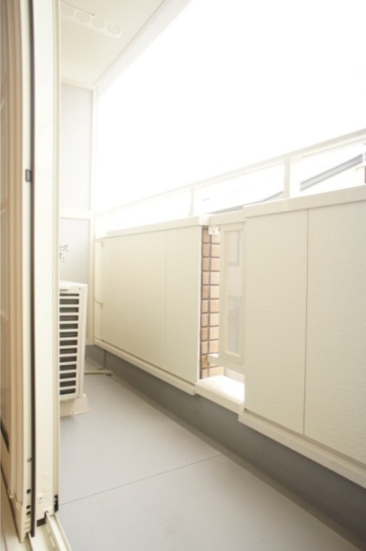 バルコニー　図面と現状に相違がある場合には現状を優先