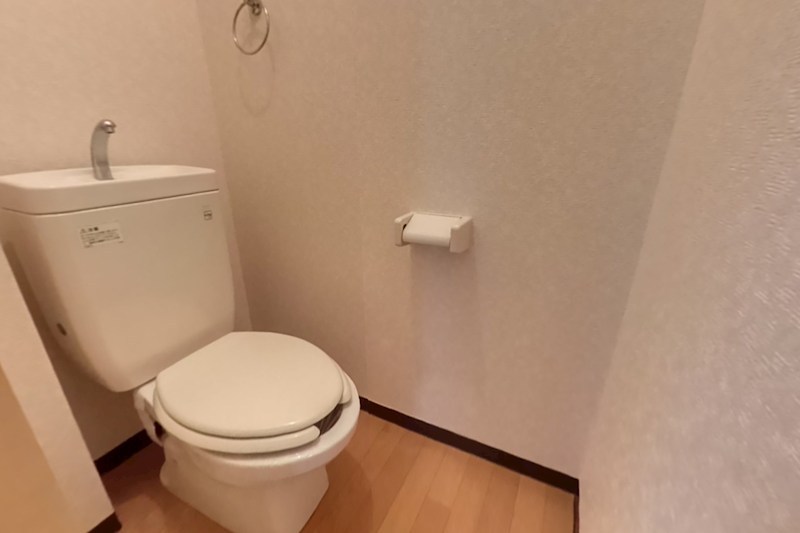 トイレ　現況優先