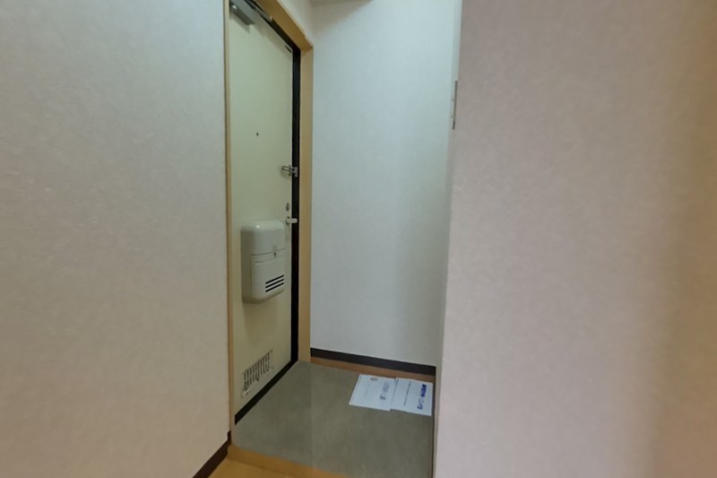 玄関　現況優先