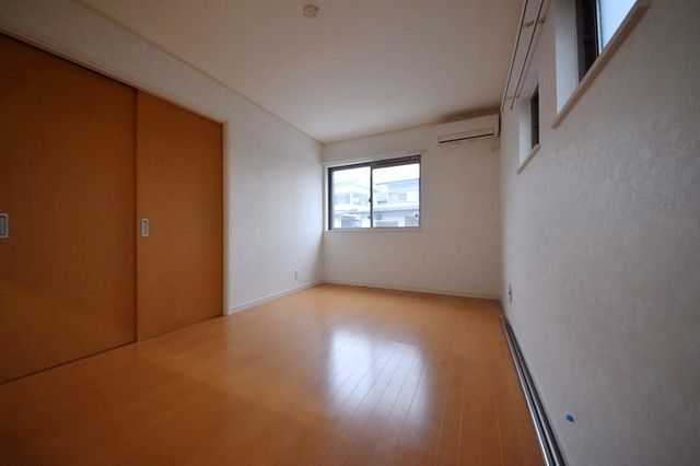 眺望　明るい室内