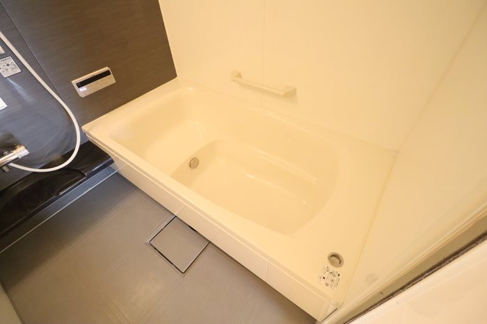 バス・シャワールーム　一坪風呂