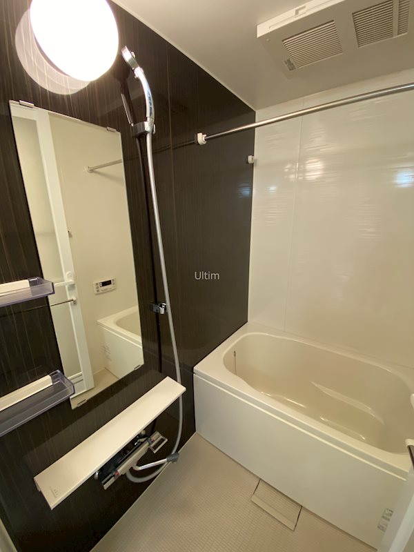 バス・シャワールーム　別部屋のお写真です。ご参考までに！