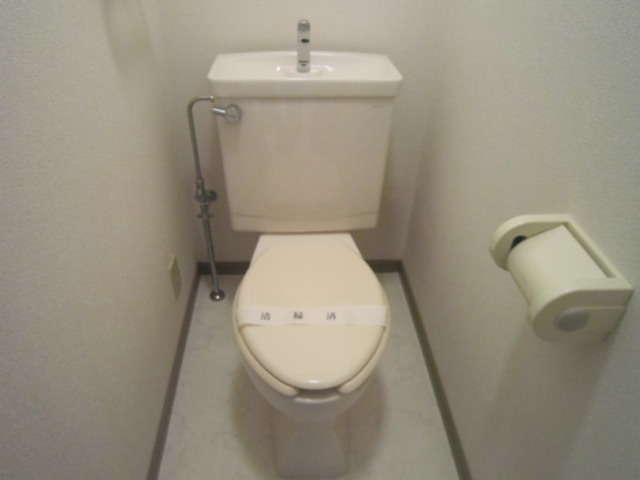 トイレ　別部屋参考写真