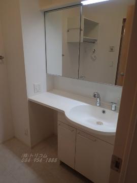 洗面設備　カウンター付洗髪洗面化粧台（イメージ）