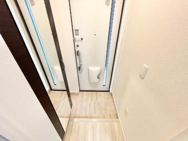 玄関　玄関（イメージ）