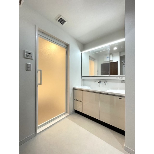 トイレ　※別部屋写真、現況優先