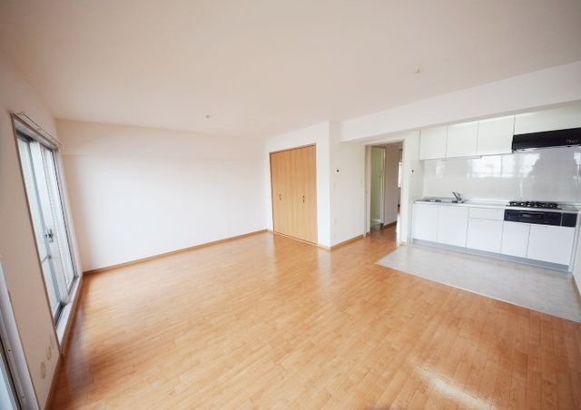 居室・リビング　別部屋参考写真