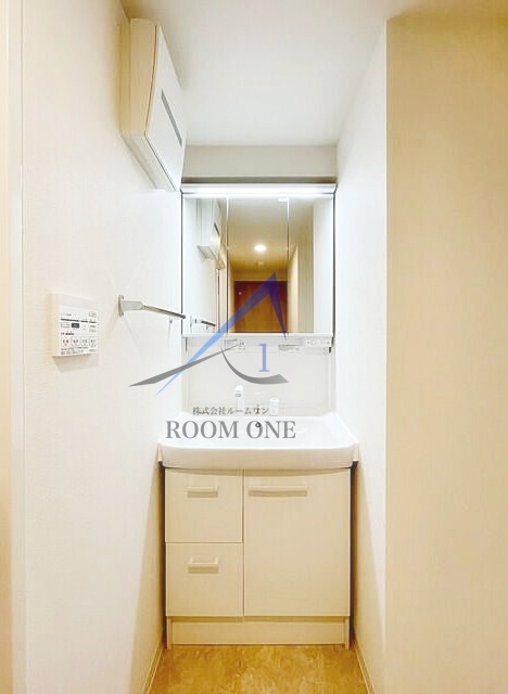 洗面設備　洗面台です。