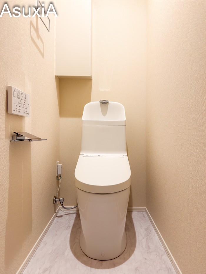 トイレ　※別部屋の参考写真です