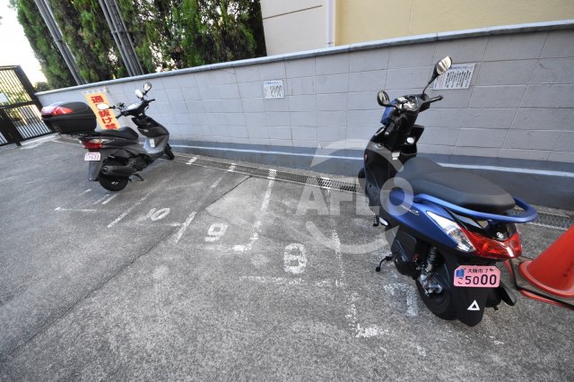 その他共有部分　天満橋筋ビューハイツ　バイク駐輪場